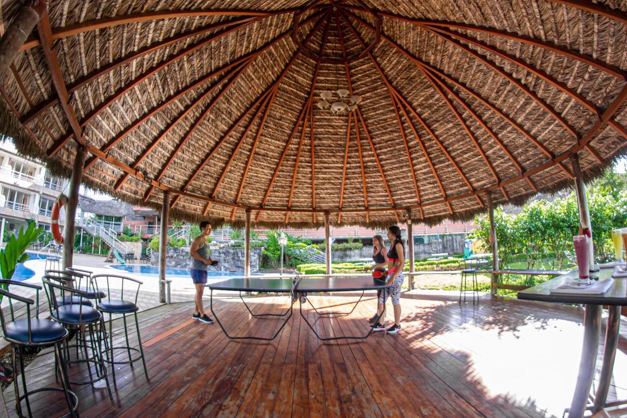 Gran Hotel De Lago - El Coca Puerto Francisco de Orellana Bagian luar foto